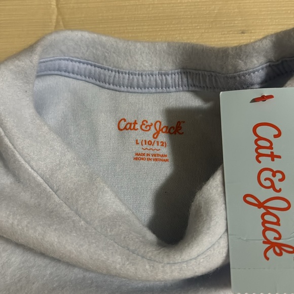 Kids cat & Jack light blue sweatshirt NWT - Picture 2 of 3